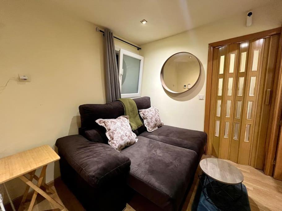 Appartamento Acogedor Apartamento Madrid Centro Esterno foto